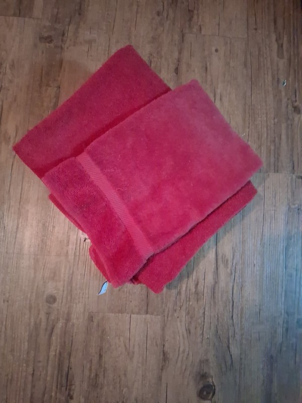 Vintage St Marys Dusty Rose 2 Bath & 1  Hand Towels Set  MCM USA