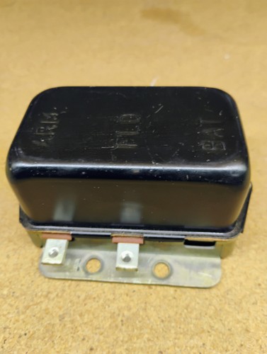 AutoLite IPM-9723 Rebuilt Voltage Regulator Made in USA - Picture 2 of 10