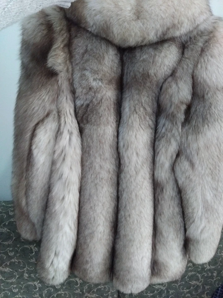 pelliccia volpe argentata - Immagine 4 di 4