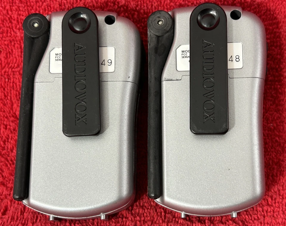 批量 2 件 Audiovox 家庭无线电服务手持收发器编号 FR200-2 测试 — 第 3/4 张图片