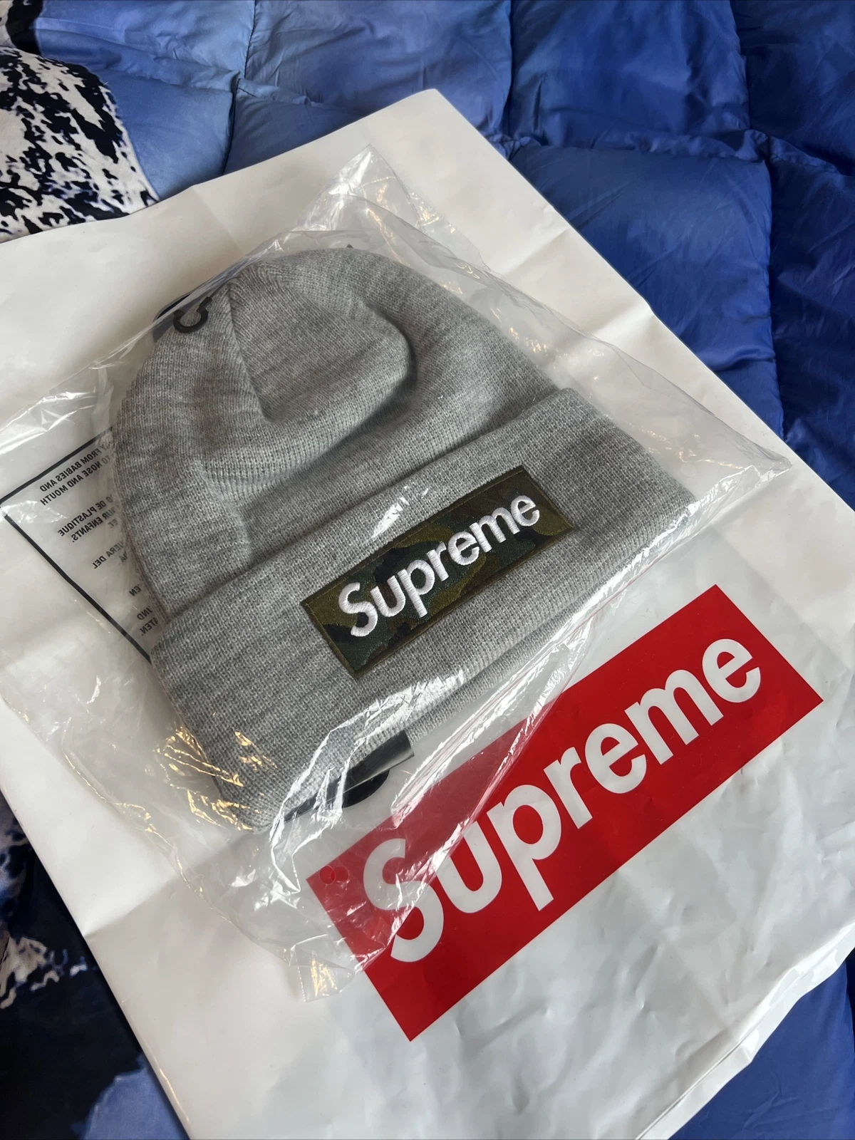 Boîte Supreme New Era logo Beanie Heather gris camouflage FW23