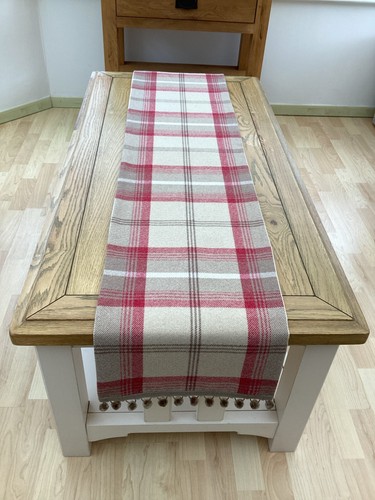 Balmoral Cranberry Tartan Plaid Christmas Faux Wool lined table/Bed runner made - Picture 2 of 3