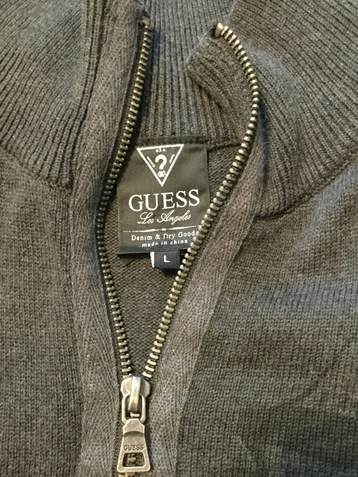 Suéter Guess Negro Gris Para Hombre L Pullover Calaveras De Colección Nuevo Sin Etiquetas Foto 2 de 4