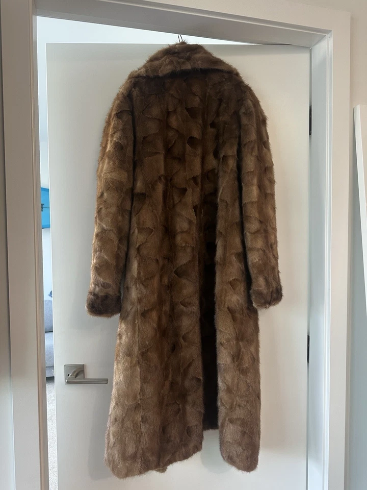 Abrigo de piel de visón genuino largo completo vintage para mujer con bolsillos Foto 2 de 4