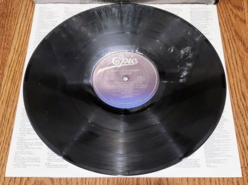 Michael Jackson "THRILLER" Vinyl Album! *In Shrink* Excellent Condition! - Picture 2 of 7
