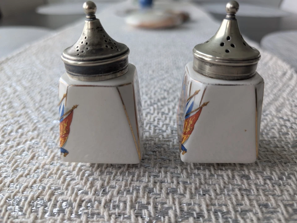 King George VI Coronation Queen Elizabeth Salt And Pepper Shaker England - Image 4 of 4