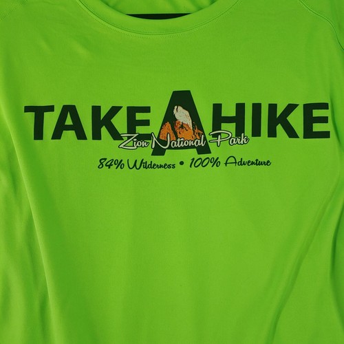 Camisa deportiva Zion National Park Take A Hike Badger para hombre verde lima ropa deportiva - Imagen 2 de 10