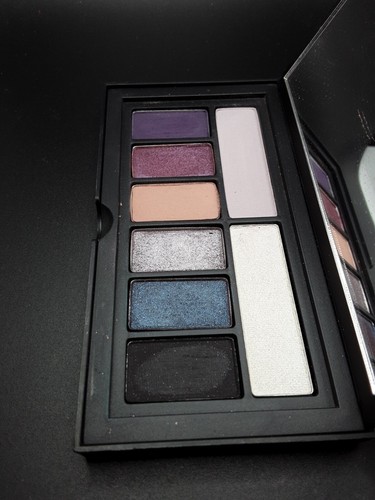 Smashbox Cover Shot Eye Palette MATTE - 0.21 oz / 6.2 g in breeze and Marsmallow - Picture 2 of 4