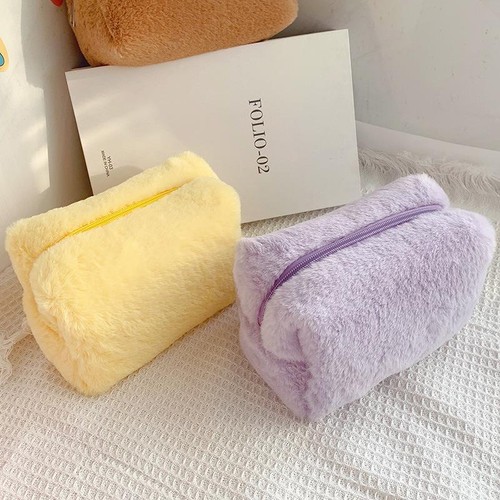 Large Fur Cosmetic Storage Bag - Women's Zipper Makeup Organizer & Travel Case - Picture 10 of 26