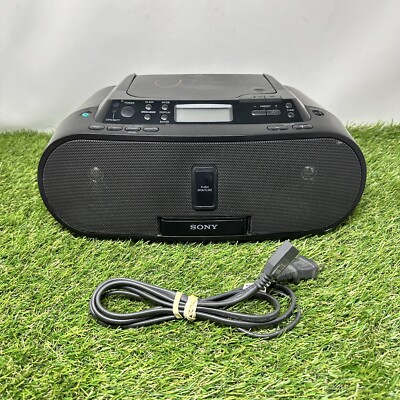 Sony ZS-S2IP AM-FM Radio CD-Player iPod Dock Stereo Boombox CD-R RW Playback AUX
