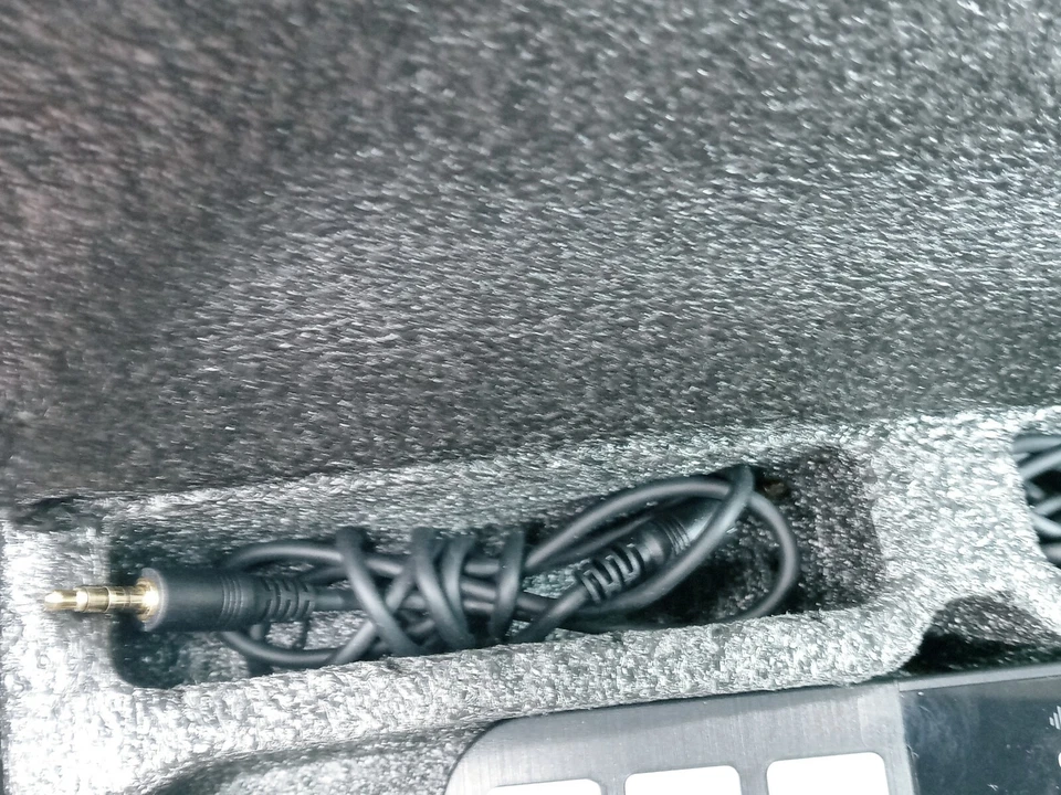 FDUCE SC11 PROFESSIONAL LIVE SOUND CARDS /Open Box New Condition - Image 4 of 4