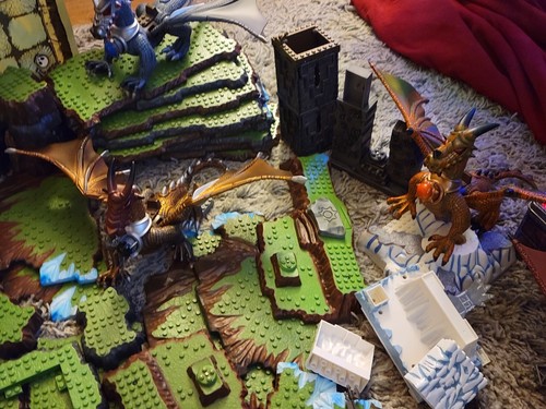 HUGE LOT of Mega Bloks Dragons Krystal Wars Ship Land Minis Xtrs 32+ LBs CHECK📸 - Picture 6 of 24