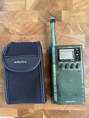 LL Bean Mini 300 World Band Receiver Eton Handheld AM/FM Radio Tested Working