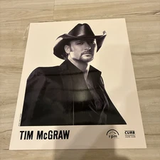 TIM McGRAW 8 x 10 inch Celebrity Promo Press Photo Black and White Curb Country