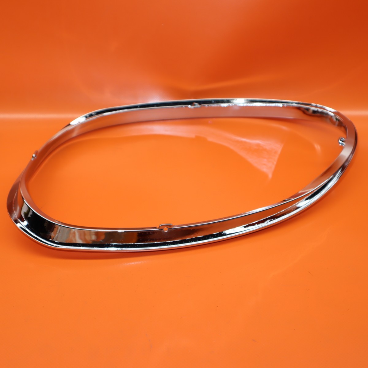 BENTLEY CORNICHE TAIL LIGHT CHROME TRIM RIGHT PASSENGER 2000 2001 2002 PM24362PA