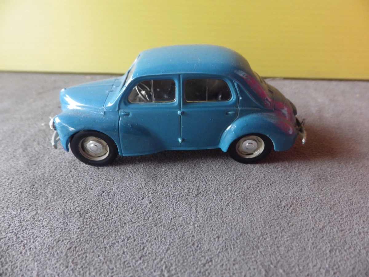 Norev Réédition Renault 4 CV Rouge – Tole 1/43 – Miniature Occasion