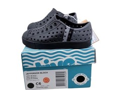 Native Jefferson Kids Slip-On Water Shoes Jiffy Black Dublin Stripe C6 Lightweig