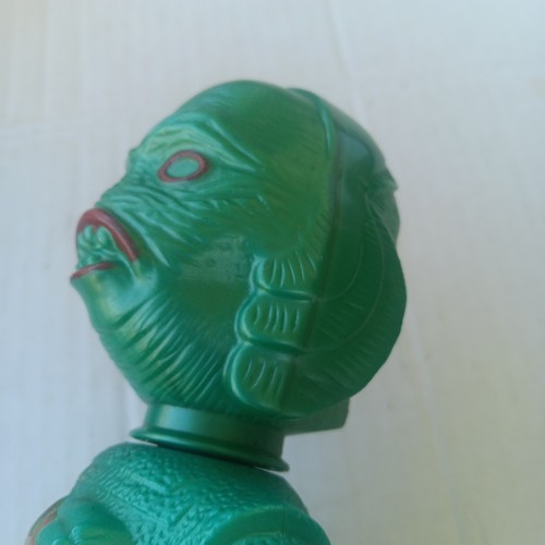 Universal Monsters CREATURE FROM THE BLACK LAGOON Colgate Soaky 1960's 60s READ - Picture 10 of 15