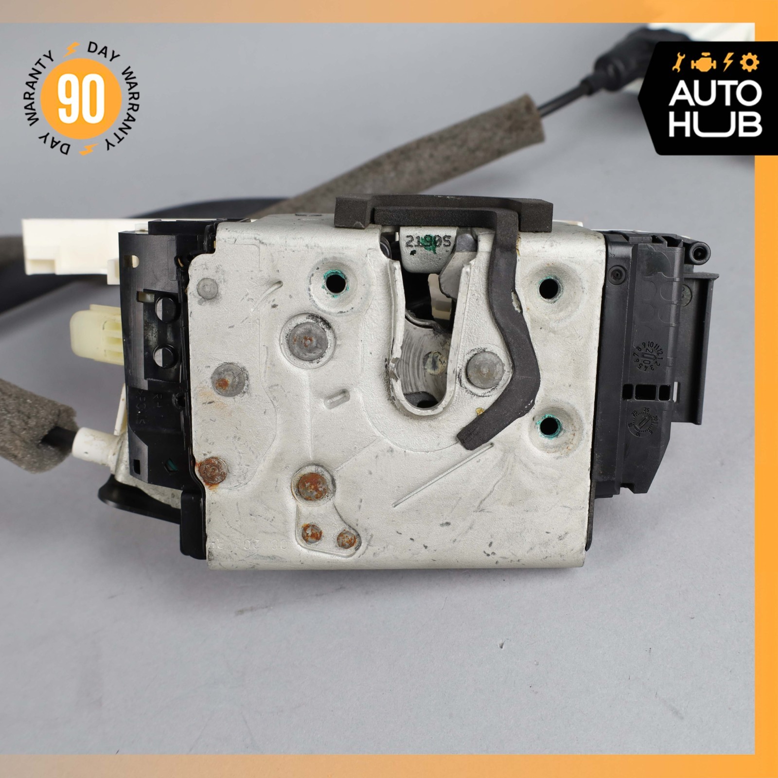 21-22 Maserati Levante M161 Front Right Side Door Lock Latch Actuator OEM 35k