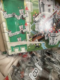 LEGO Kingdoms King's Castle 7946 Box Manual PARTS ONLY NOT COMPLETE 2010