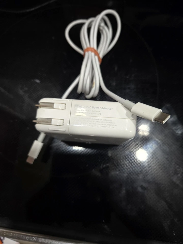 Lot Of 10 × Genuine 87W USB/Type-C Charger For Apple Macbook Pro With Cable - Image 3 of 4