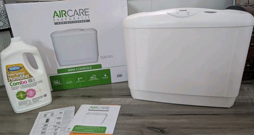 Aircare 5D6700 Mini-Console Evaporative Humidifier, 1,250 sq. ft.
