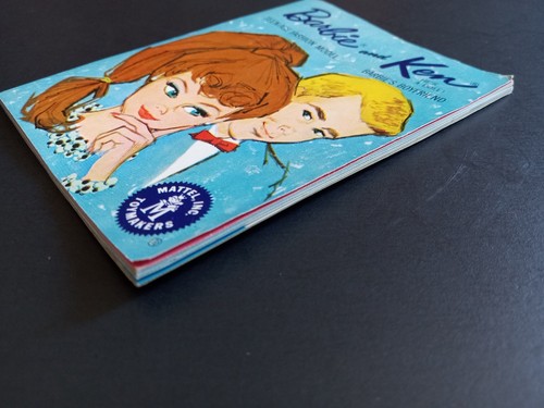 Vintage 1962 Barbie and Ken Mattel Fashion Booklet - Picture 5 of 12