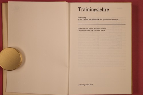 279579 TRAININGSLEHRE Sportverlag Einführung in die Theorie und Methodik des - Bild 2 von 3
