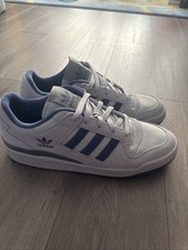 Adidas Men  s Forum low CL Grey indigo sneakers.Great condition