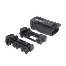 Nikon MB-D16 Multi-Power Battery Pack for D750 27154 with EN-EL15 Battery