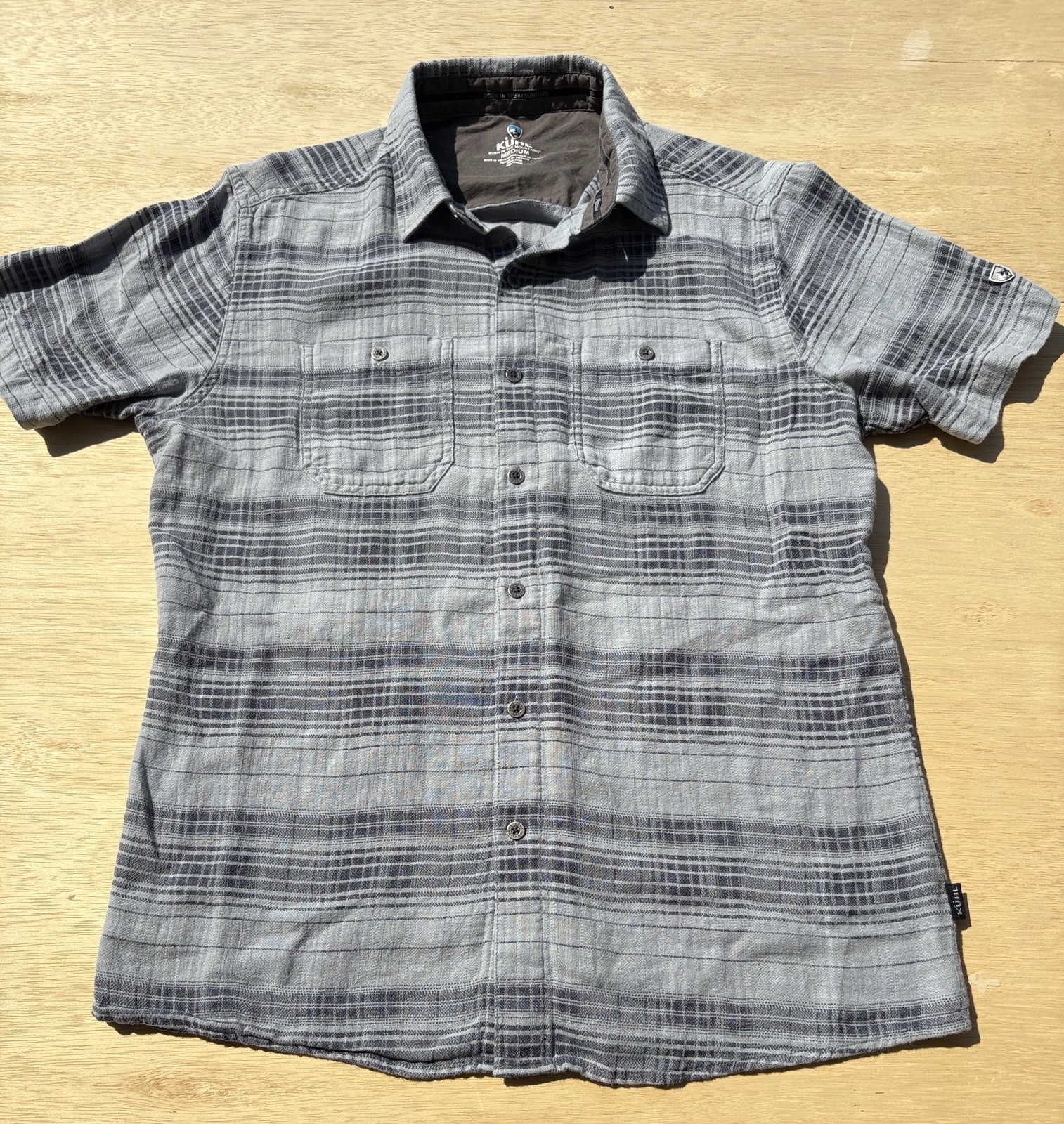 Kuhl Shirt Mens Medium Blue Plaid Short Sleeve Button Up Outdoor Hiking Casual