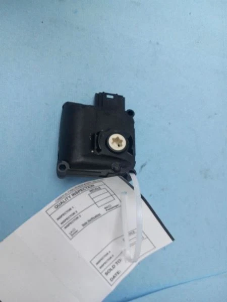 ACTUADOR DE VENTILACIÓN DE MOTOR DE AIRE SERVO ALETA AUDI Q7 HVAC 2007-2015 2017-2019 Foto 2 de 4