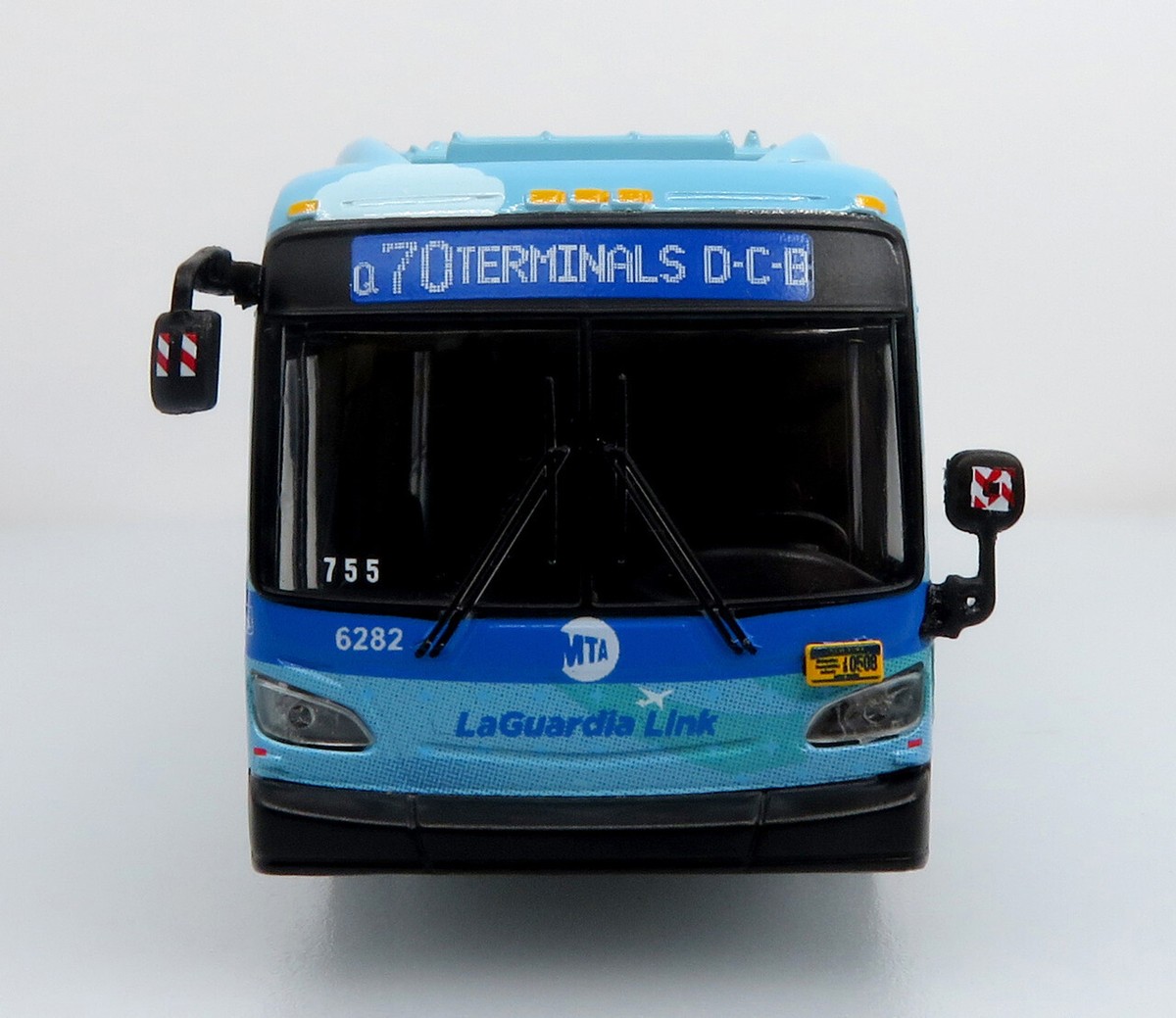 New Flyer Xcelsior Artic Bus MTA NYC Transit LGA Link 1:87