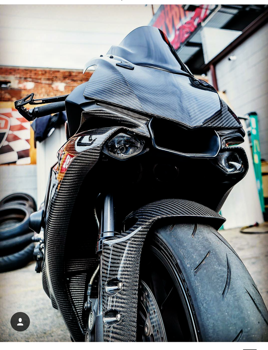 Carénage Latéral Carbone Twill Brillant Yamaha YZF-R1 2015-2019 - Genial Motor Neuf