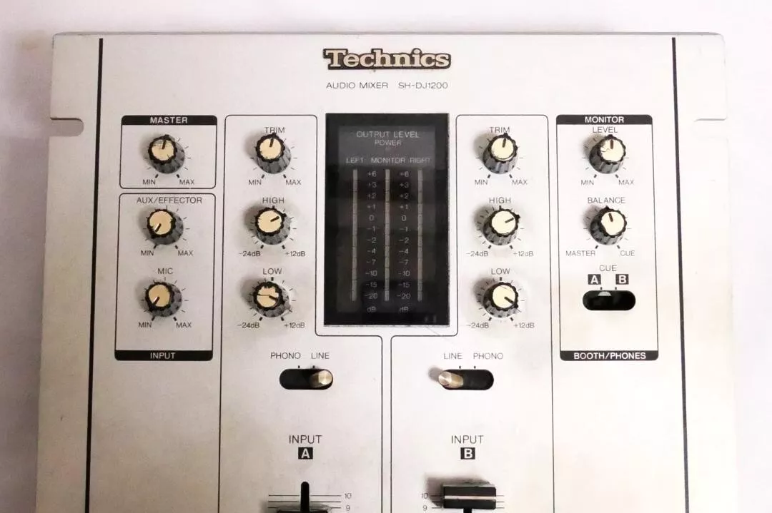 Technics SH-DJ1200 Silver Audio Mixer Used Main Unit Only No Power