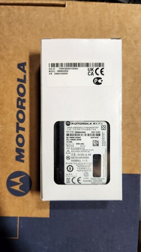 PMNN4493 MOTOROLA OEM IMPRES 3000mAh Li-Ion Low Voltage IP68 Battery XPR7550e - Picture 1 of 3