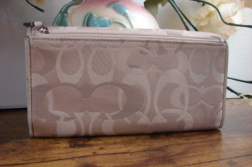 Coach Canvas Taupe Tri Fold Pierced C's Snap Card Bill ID Zip Coin Wallet - Image 2 of 4