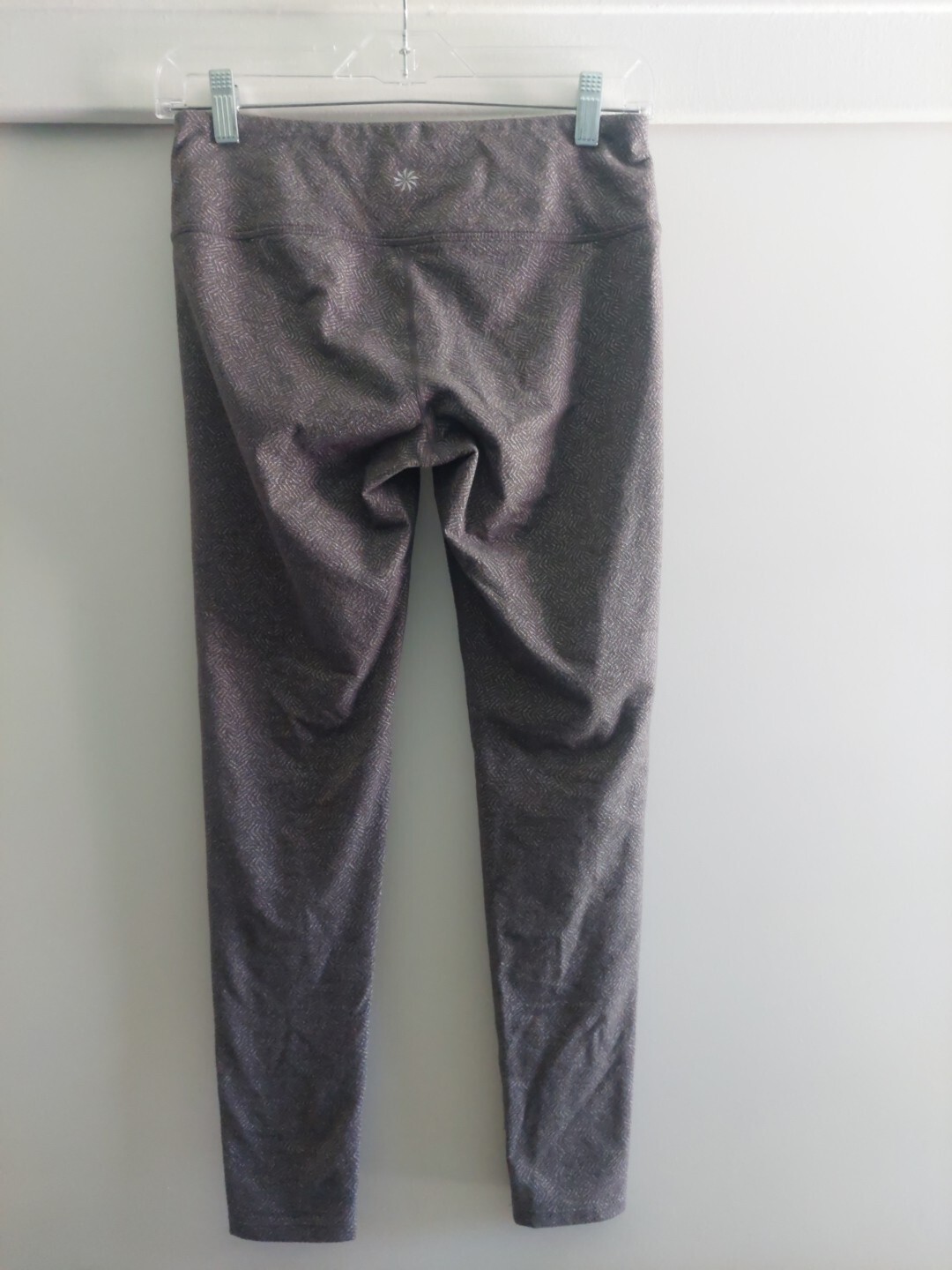 Athleta Chaturanga Gray Herringbone Pattern Leggi… - image 5