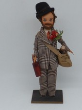 ANCIEN BIBELOT FIGURINE poupées VAGABOND