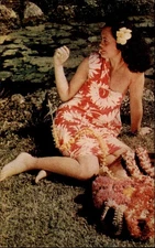 Lei Stringer Hawaii vintage postcard u548