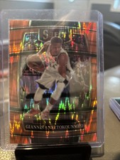 2021-22 Panini Select - Concourse Giannis Antetokounmpo #35 Orange Flash Prizm