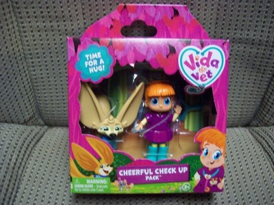 Cheerful Check Up Pack, Vida the Vet, Time For a Hug Play Set in package