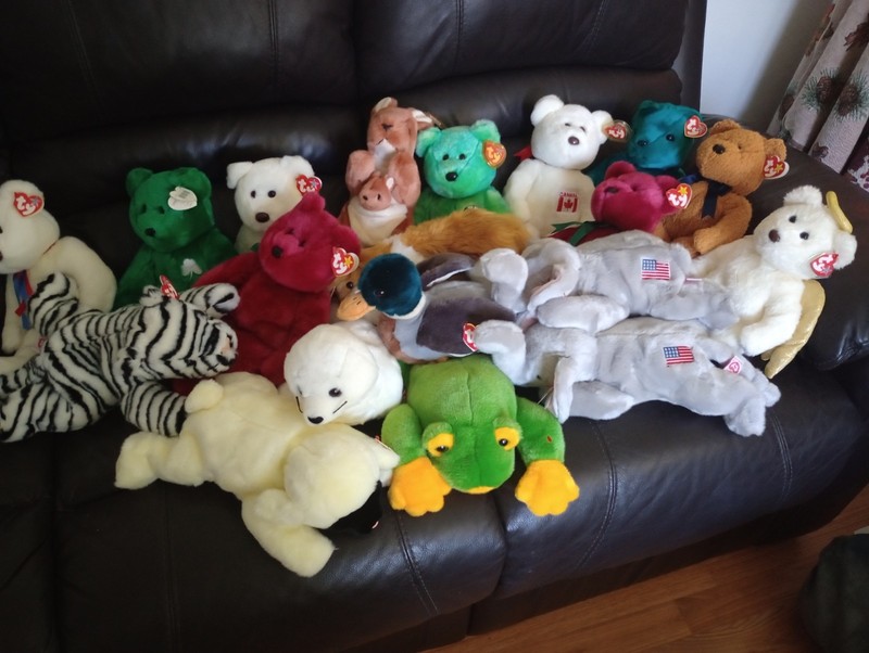19 TY Beanie Buddies. Tush & Ear Tags...Box #2