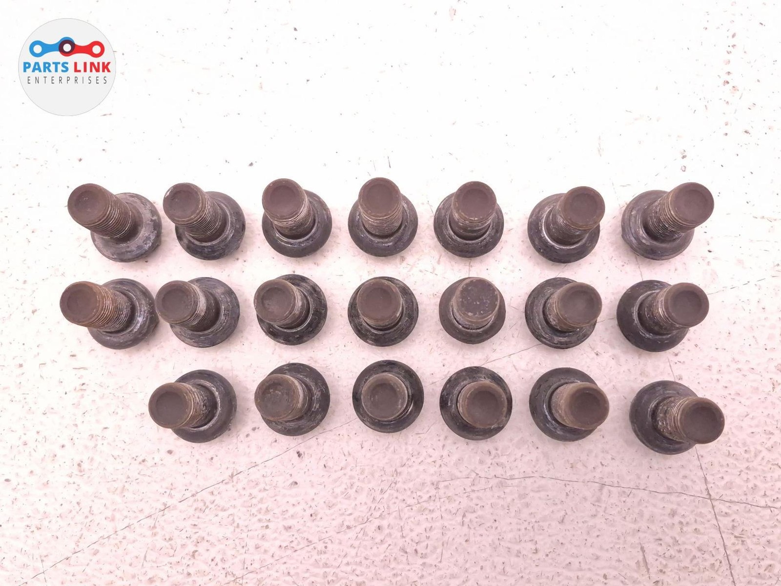 2016-20 BENTLEY BENTAYGA WHEEL RIM LUG NUT BOLT SET CONTINENTAL FLYING SPUR 636