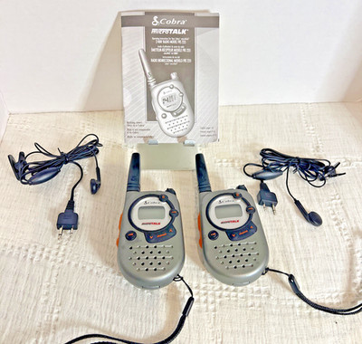 TWO  Cobra MicroTalk FRS235 2-Mile 14-Channel Wireless 2-Way Radio Walkie Talkie