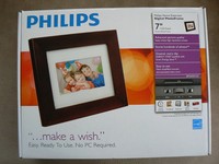 Phillips Spf3470 7- Inch Digital Picture Frame Phillips Spf3470 7- Inch Digital Picture Frame