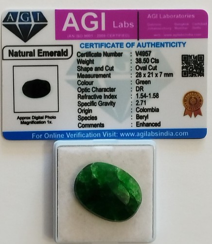 Emeraude naturelle de Colombie - 38,50 carats avec certificat. - Imagen 3 de 3