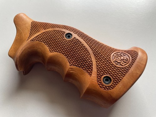 Prof. Target Grips For Smith&Wesson K/L SQUARE BUTT Revolver; Opened back;02 - Picture 6 of 9