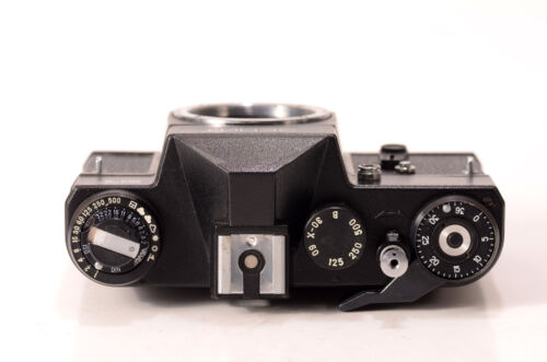 ZENIT ET Working USSR SLR Vintage Film Camera Body M42 Screw Mount MINT - Picture 3 of 5