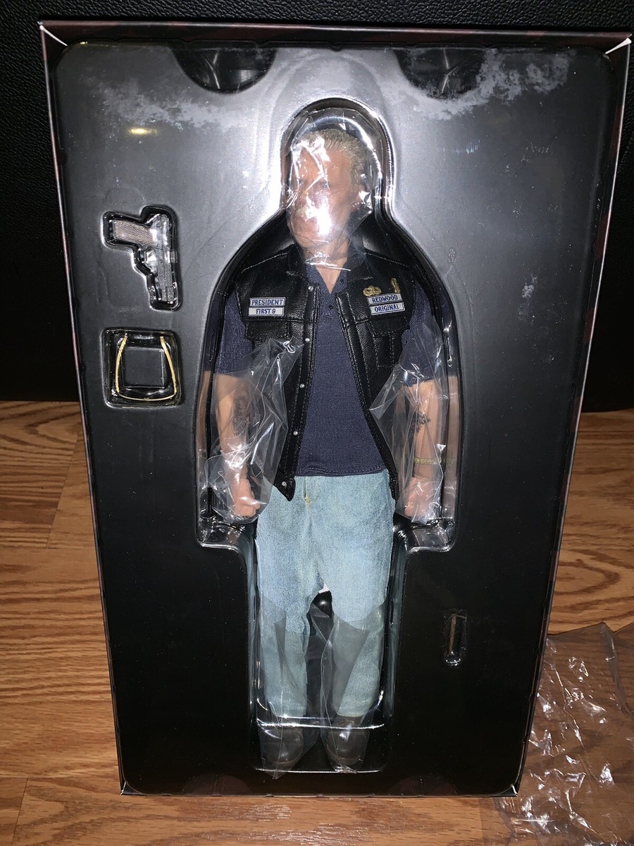 sons of anarchy - figurine de clay morrow (15 cm